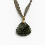 Collar Grace Kaki