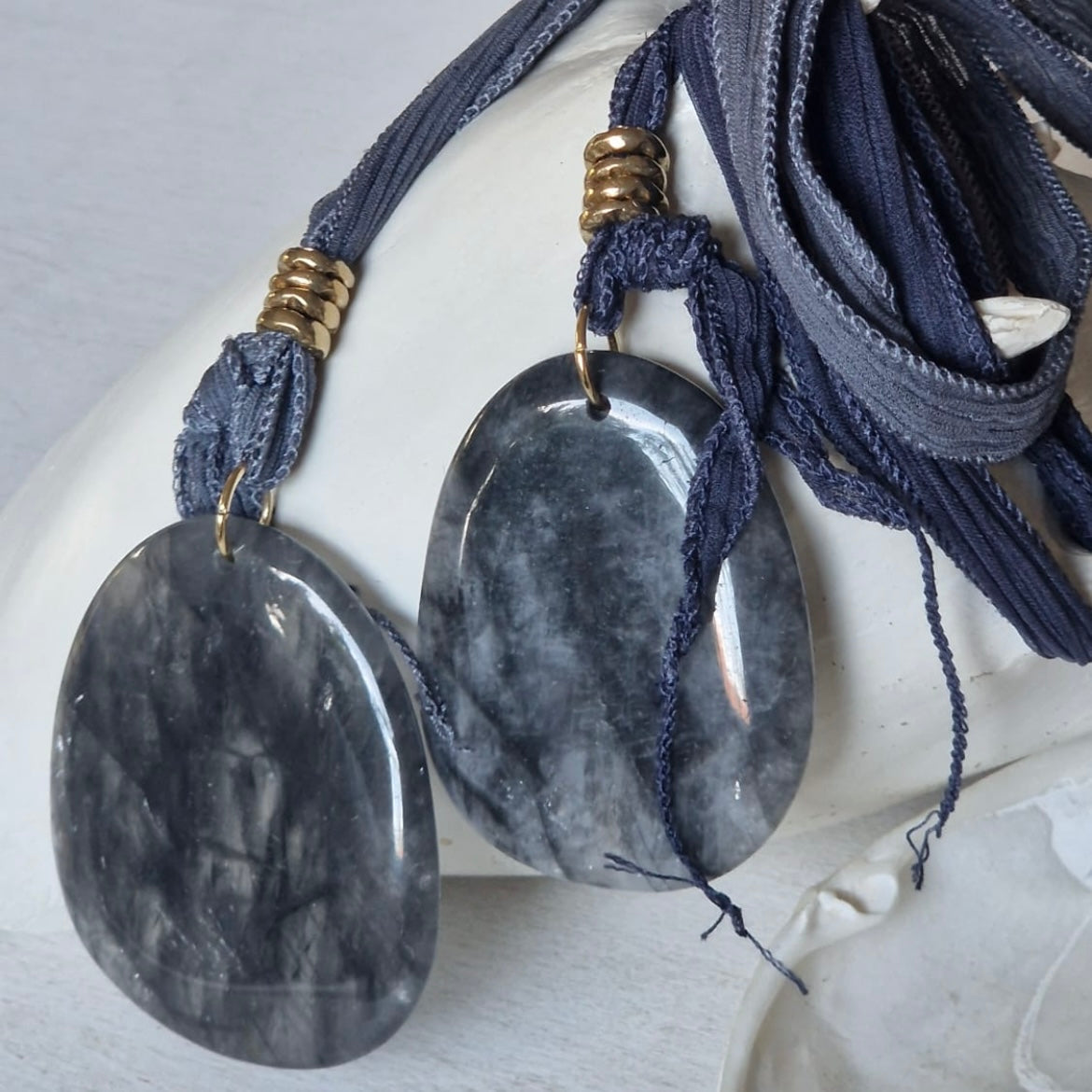 Collar Grace azul
