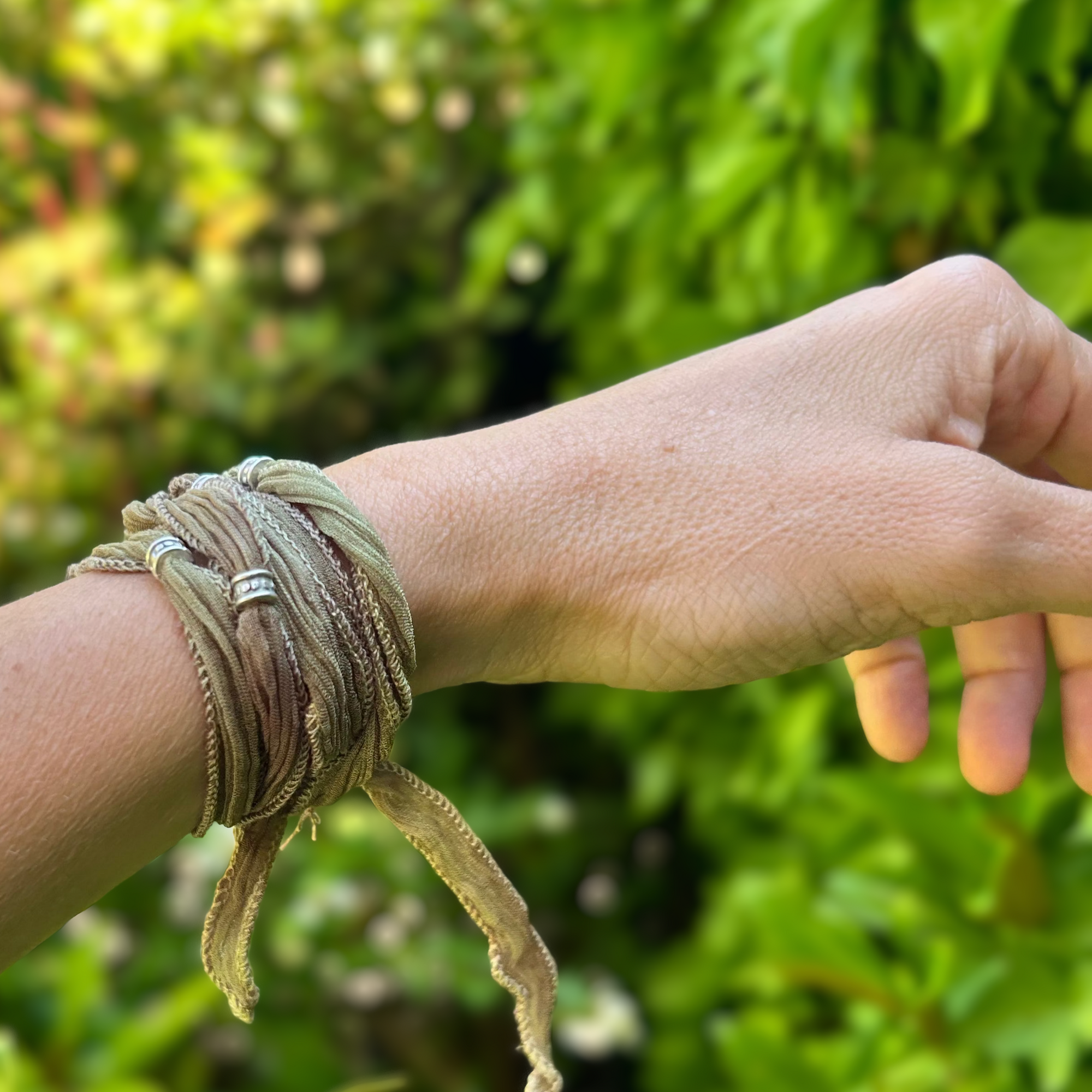 Pulsera Caroline Kaki